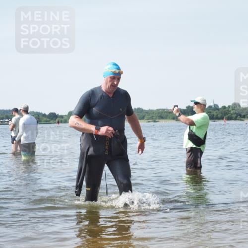 22.06.2025 - Viking Triathlon KatJ http://msf.ph/oto/8119464 22.06.2025 10:47:04 Schwimmen 36, 51, 378 meine-sportfotos.de