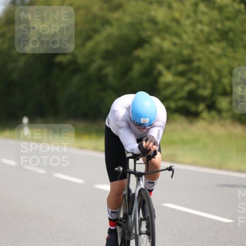 22.06.2025 - Viking Triathlon Yannick Fuchs http://msf.ph/oto/8119490 22.06.2025 11:45:00 Radfahren 29, 117, 169, 185, 273, 325, 446, 449, 451, 556, 618, 642 meine-sportfotos.de