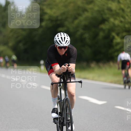 22.06.2025 - Viking Triathlon Yannick Fuchs http://msf.ph/oto/8119507 22.06.2025 11:45:01 Radfahren 29, 117, 169, 185, 273, 325, 446, 449, 451, 618, 642 meine-sportfotos.de