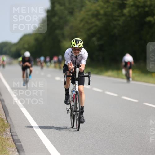 22.06.2025 - Viking Triathlon Yannick Fuchs http://msf.ph/oto/8119538 22.06.2025 11:45:03 Radfahren 29, 117, 169, 185, 273, 325, 446, 449, 451, 618, 642 meine-sportfotos.de