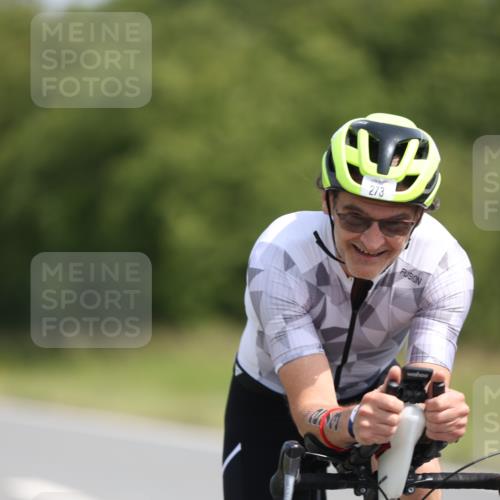 22.06.2025 - Viking Triathlon Yannick Fuchs http://msf.ph/oto/8119573 22.06.2025 11:45:05 Radfahren 29, 117, 169, 185, 273, 446, 449, 451, 548, 618 meine-sportfotos.de