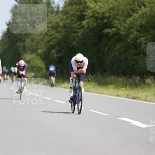 22.06.2025 - Viking Triathlon Yannick Fuchs http://msf.ph/oto/8119681 22.06.2025 11:45:19 Radfahren 178, 195, 247, 468, 526, 548, 605, 658 meine-sportfotos.de