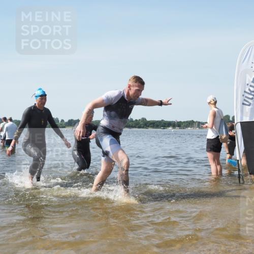 22.06.2025 - Viking Triathlon KatJ http://msf.ph/oto/8119700 22.06.2025 10:47:28 Schwimmen 23, 74, 76, 183, 267, 421, 547, 606 meine-sportfotos.de