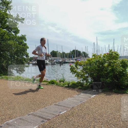22.06.2025 - Viking Triathlon KatJ http://msf.ph/oto/8119740 22.06.2025 12:58:22 Laufen 13 meine-sportfotos.de