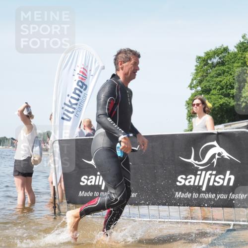 22.06.2025 - Viking Triathlon KatJ http://msf.ph/oto/8119769 22.06.2025 10:47:40 Schwimmen 23, 71, 84, 183, 261, 285, 452, 606 meine-sportfotos.de