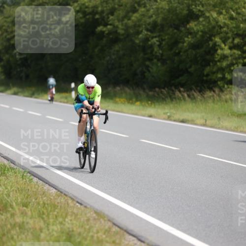 22.06.2025 - Viking Triathlon Yannick Fuchs http://msf.ph/oto/8119831 22.06.2025 11:45:37 Radfahren 10, 122, 166, 306, 321, 500, 617 meine-sportfotos.de