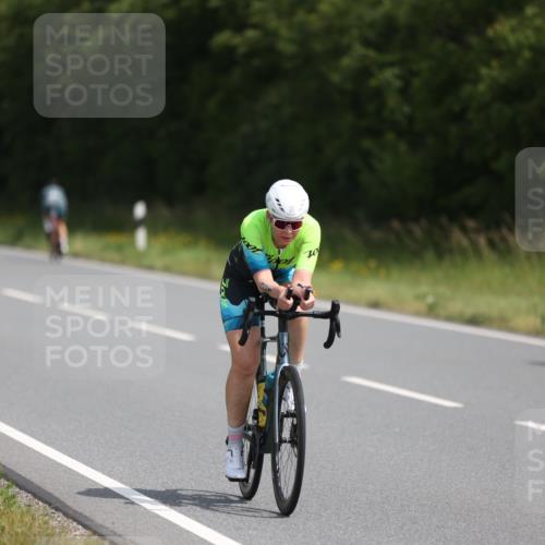 22.06.2025 - Viking Triathlon Yannick Fuchs http://msf.ph/oto/8119840 22.06.2025 11:45:38 Radfahren 10, 122, 166, 321, 500, 544, 617 meine-sportfotos.de
