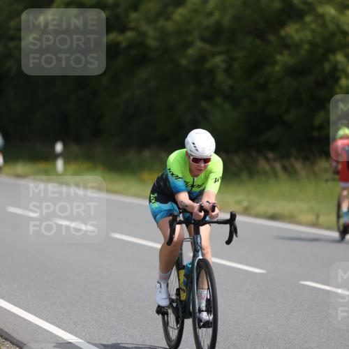 22.06.2025 - Viking Triathlon Yannick Fuchs http://msf.ph/oto/8119846 22.06.2025 11:45:38 Radfahren 10, 122, 166, 321, 500, 544, 617 meine-sportfotos.de
