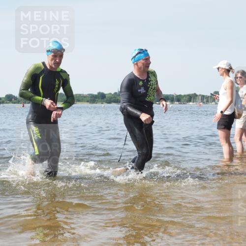 22.06.2025 - Viking Triathlon KatJ http://msf.ph/oto/8119879 22.06.2025 10:47:48 Schwimmen 71, 84, 183, 190, 223, 261, 285, 452, 606 meine-sportfotos.de