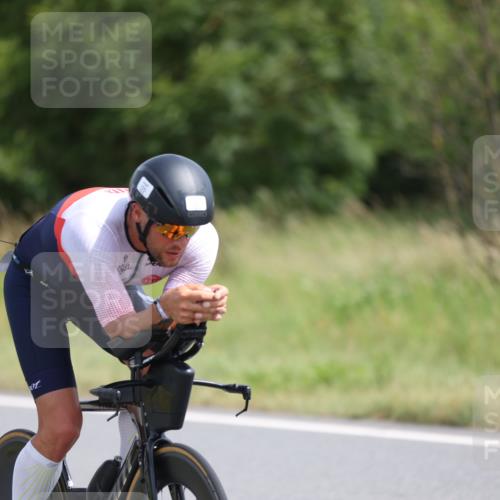 22.06.2025 - Viking Triathlon Yannick Fuchs http://msf.ph/oto/8119894 22.06.2025 11:45:43 Radfahren 10, 122, 166, 295, 321, 453, 544, 617 meine-sportfotos.de