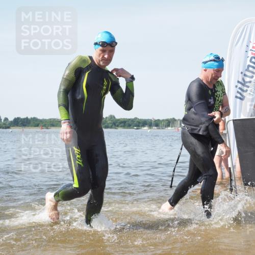 22.06.2025 - Viking Triathlon KatJ http://msf.ph/oto/8119912 22.06.2025 10:47:49 Schwimmen 71, 84, 190, 223, 261, 285, 452, 606 meine-sportfotos.de