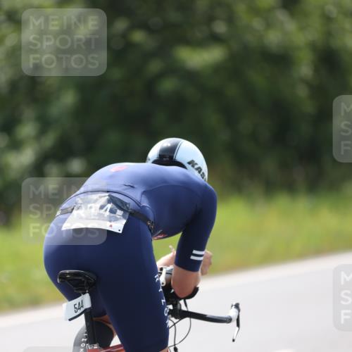 22.06.2025 - Viking Triathlon Yannick Fuchs http://msf.ph/oto/8119923 22.06.2025 11:45:50 Radfahren 10, 90, 295, 453, 544 meine-sportfotos.de