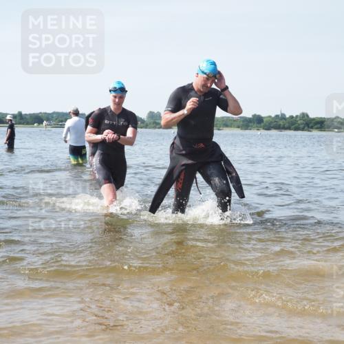 22.06.2025 - Viking Triathlon KatJ http://msf.ph/oto/8119991 22.06.2025 10:47:54 Schwimmen 84, 190, 223, 285, 452 meine-sportfotos.de