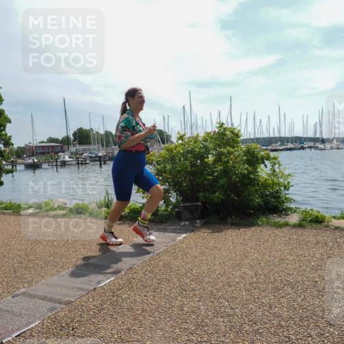 22.06.2025 - Viking Triathlon KatJ http://msf.ph/oto/8119999 22.06.2025 12:58:53 Laufen 660 meine-sportfotos.de