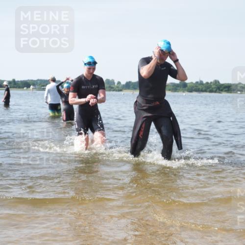 22.06.2025 - Viking Triathlon KatJ http://msf.ph/oto/8120002 22.06.2025 10:47:55 Schwimmen 84, 190, 223, 285, 452 meine-sportfotos.de