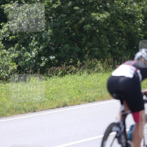 22.06.2025 - Viking Triathlon Yannick Fuchs http://msf.ph/oto/8120008 22.06.2025 11:45:55 Radfahren 90, 140, 198, 384, 401, 453, 534 meine-sportfotos.de