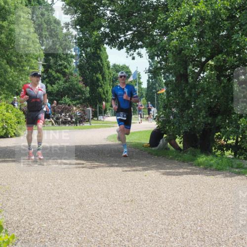 22.06.2025 - Viking Triathlon KatJ http://msf.ph/oto/8120070 22.06.2025 12:59:25 Laufen 52, 352 meine-sportfotos.de