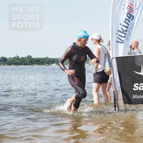 22.06.2025 - Viking Triathlon KatJ http://msf.ph/oto/8120078 22.06.2025 10:48:03 Schwimmen 37, 190, 223, 364 meine-sportfotos.de