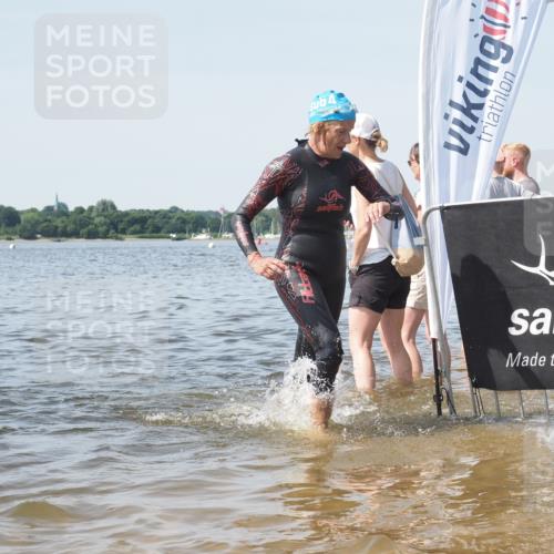22.06.2025 - Viking Triathlon KatJ http://msf.ph/oto/8120083 22.06.2025 10:48:03 Schwimmen 37, 190, 223, 364 meine-sportfotos.de