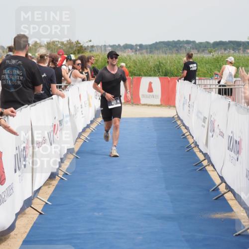 22.06.2025 - Viking Triathlon MichiJ http://msf.ph/oto/8120119 22.06.2025 15:11:14 Ziel 146, 271 meine-sportfotos.de