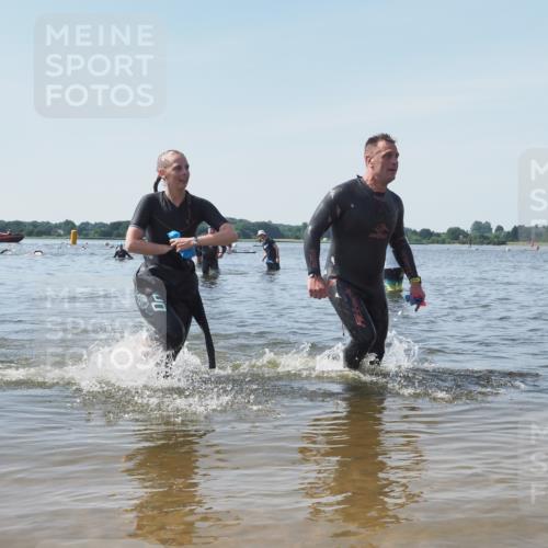 22.06.2025 - Viking Triathlon KatJ http://msf.ph/oto/8120146 22.06.2025 10:48:18 Schwimmen 37, 364, 471 meine-sportfotos.de