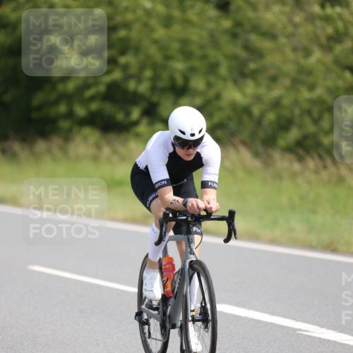 22.06.2025 - Viking Triathlon Yannick Fuchs http://msf.ph/oto/8120191 22.06.2025 11:46:16 Radfahren 77, 97 meine-sportfotos.de