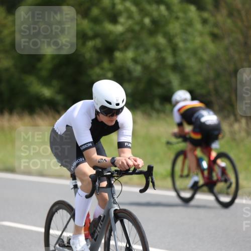 22.06.2025 - Viking Triathlon Yannick Fuchs http://msf.ph/oto/8120200 22.06.2025 11:46:17 Radfahren 77, 97 meine-sportfotos.de