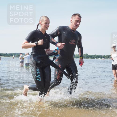 22.06.2025 - Viking Triathlon KatJ http://msf.ph/oto/8120204 22.06.2025 10:48:20 Schwimmen 37, 364, 471 meine-sportfotos.de