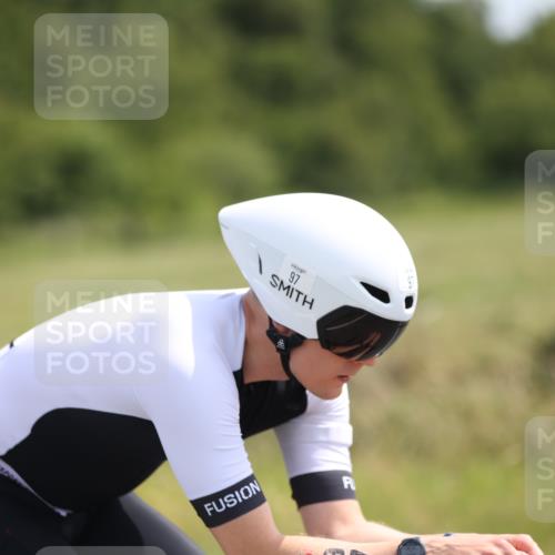 22.06.2025 - Viking Triathlon Yannick Fuchs http://msf.ph/oto/8120209 22.06.2025 11:46:17 Radfahren 77, 97 meine-sportfotos.de