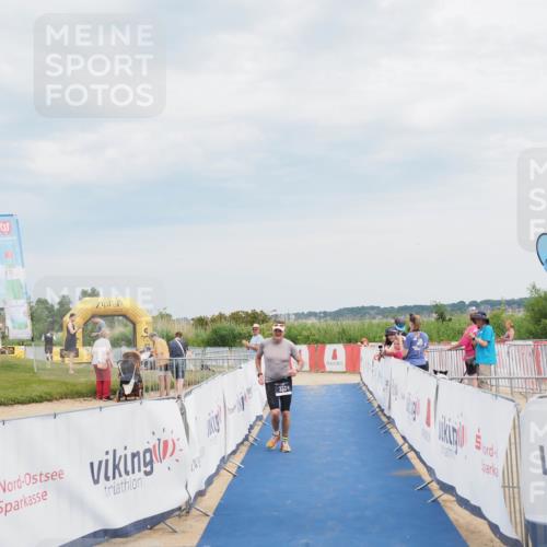 22.06.2025 - Viking Triathlon MichiJ http://msf.ph/oto/8120318 22.06.2025 17:03:29 Ziel 333 meine-sportfotos.de