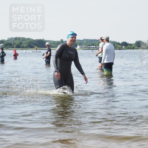 22.06.2025 - Viking Triathlon KatJ http://msf.ph/oto/8120375 22.06.2025 10:48:43 Schwimmen 166, 412, 494, 607 meine-sportfotos.de