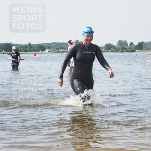 22.06.2025 - Viking Triathlon KatJ http://msf.ph/oto/8120413 22.06.2025 10:48:44 Schwimmen 166, 412, 607 meine-sportfotos.de
