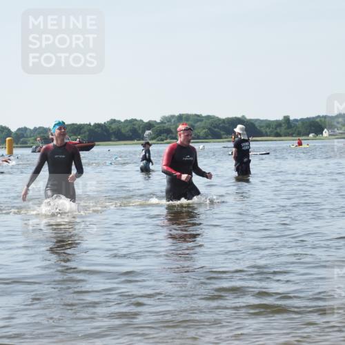 22.06.2025 - Viking Triathlon KatJ http://msf.ph/oto/8120421 22.06.2025 10:48:52 Schwimmen 166, 607 meine-sportfotos.de