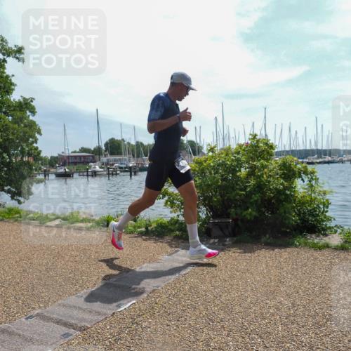 22.06.2025 - Viking Triathlon KatJ http://msf.ph/oto/8120438 22.06.2025 12:59:40 Laufen 355, 478 meine-sportfotos.de