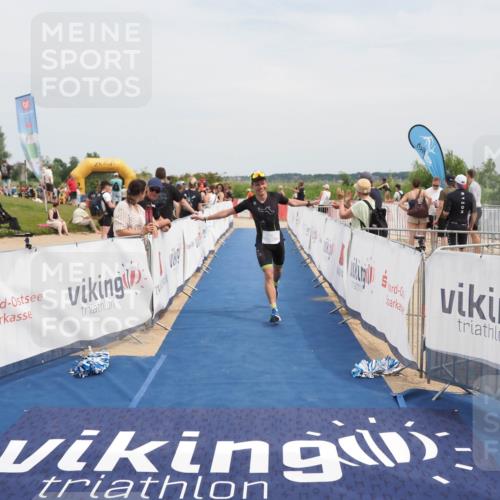 22.06.2025 - Viking Triathlon MichiJ http://msf.ph/oto/8120440 22.06.2025 15:11:22 Ziel 271, 365 meine-sportfotos.de