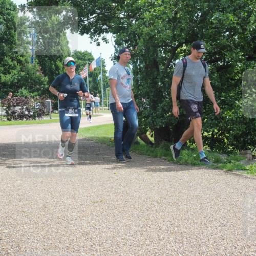 22.06.2025 - Viking Triathlon KatJ http://msf.ph/oto/8120448 22.06.2025 12:59:46 Laufen 184 meine-sportfotos.de