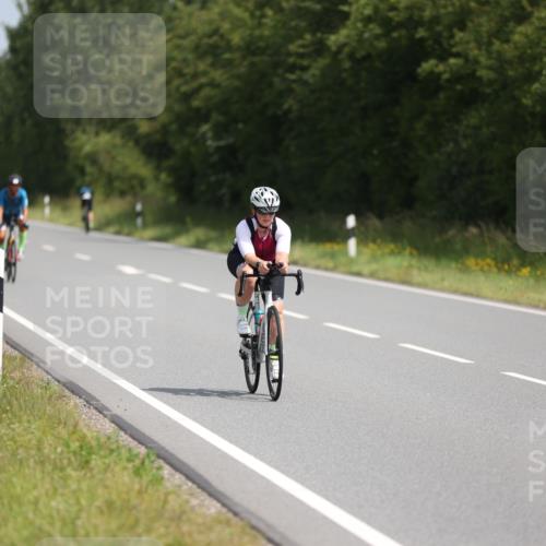 22.06.2025 - Viking Triathlon Yannick Fuchs http://msf.ph/oto/8120481 22.06.2025 11:47:10 Radfahren 9, 23, 61, 206, 235, 481, 529 meine-sportfotos.de