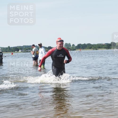 22.06.2025 - Viking Triathlon KatJ http://msf.ph/oto/8120493 22.06.2025 10:48:57 Schwimmen 166, 353, 607 meine-sportfotos.de