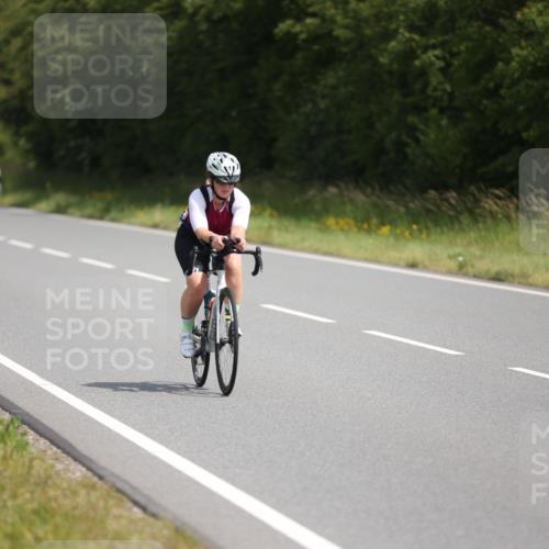 22.06.2025 - Viking Triathlon Yannick Fuchs http://msf.ph/oto/8120498 22.06.2025 11:47:10 Radfahren 9, 23, 61, 206, 235, 481, 529 meine-sportfotos.de