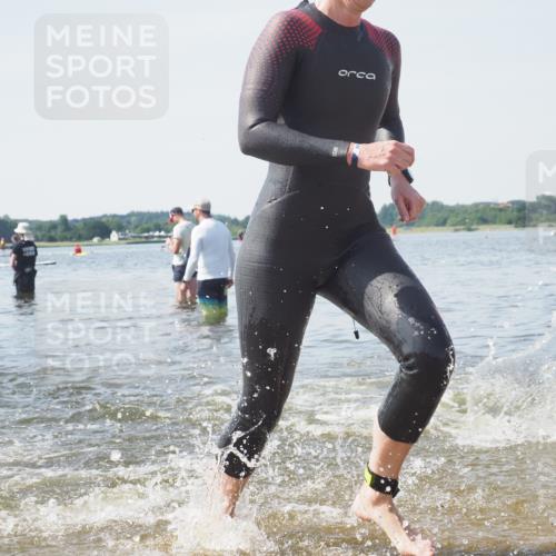 22.06.2025 - Viking Triathlon KatJ http://msf.ph/oto/8120520 22.06.2025 10:48:59 Schwimmen 166, 353, 607 meine-sportfotos.de