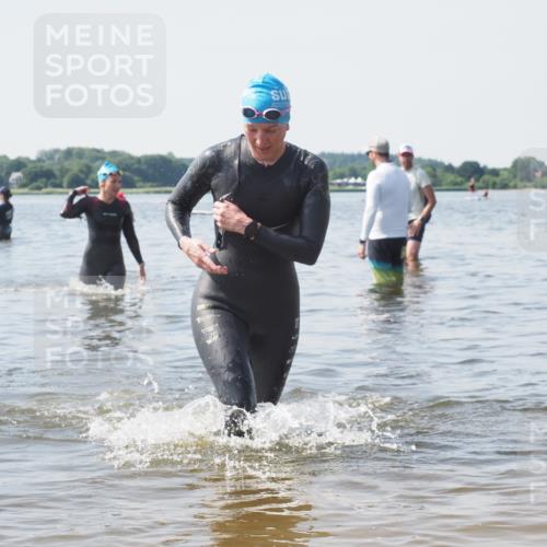 22.06.2025 - Viking Triathlon KatJ http://msf.ph/oto/8120595 22.06.2025 10:49:13 Schwimmen 64, 155, 317, 353 meine-sportfotos.de