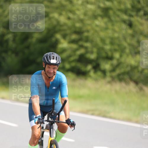 22.06.2025 - Viking Triathlon Yannick Fuchs http://msf.ph/oto/8120613 22.06.2025 11:47:16 Radfahren 9, 23, 61, 206, 235, 272, 529 meine-sportfotos.de