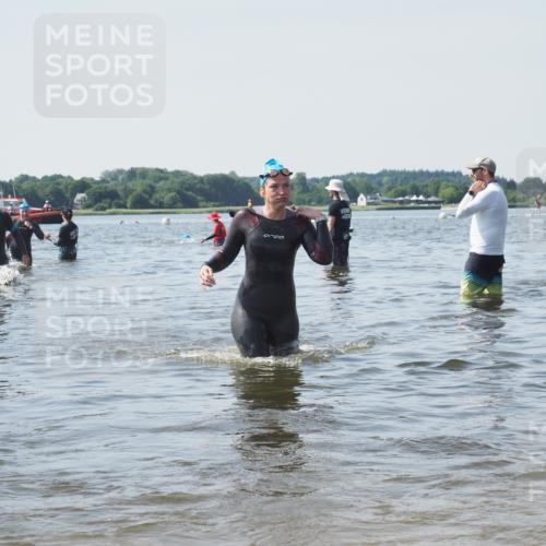 22.06.2025 - Viking Triathlon KatJ http://msf.ph/oto/8120626 22.06.2025 10:49:18 Schwimmen 64, 155, 256, 317, 353 meine-sportfotos.de