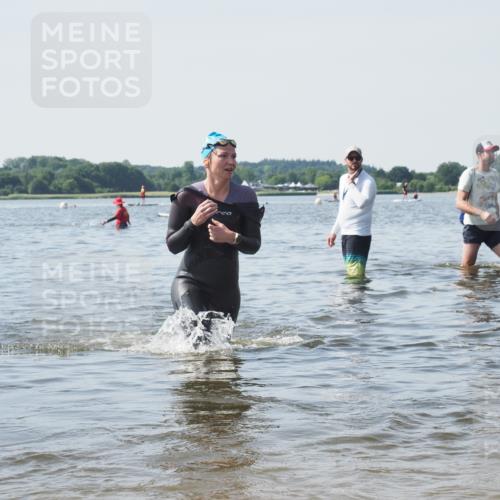 22.06.2025 - Viking Triathlon KatJ http://msf.ph/oto/8120644 22.06.2025 10:49:19 Schwimmen 64, 155, 256, 317 meine-sportfotos.de