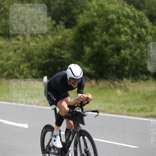 22.06.2025 - Viking Triathlon Yannick Fuchs http://msf.ph/oto/8120724 22.06.2025 11:47:26 Radfahren 15, 272, 286, 344, 422, 659 meine-sportfotos.de