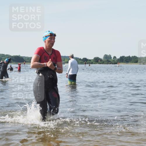 22.06.2025 - Viking Triathlon KatJ http://msf.ph/oto/8120735 22.06.2025 10:49:25 Schwimmen 64, 155, 256, 263, 317, 321 meine-sportfotos.de