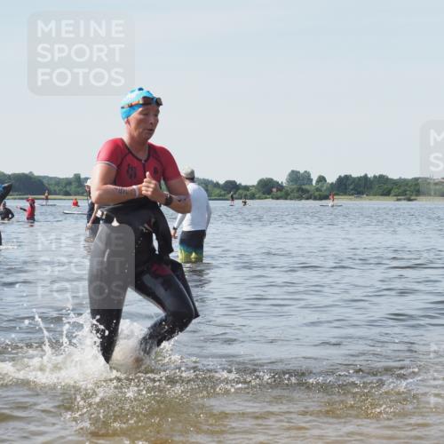 22.06.2025 - Viking Triathlon KatJ http://msf.ph/oto/8120744 22.06.2025 10:49:25 Schwimmen 64, 155, 256, 263, 317, 321 meine-sportfotos.de