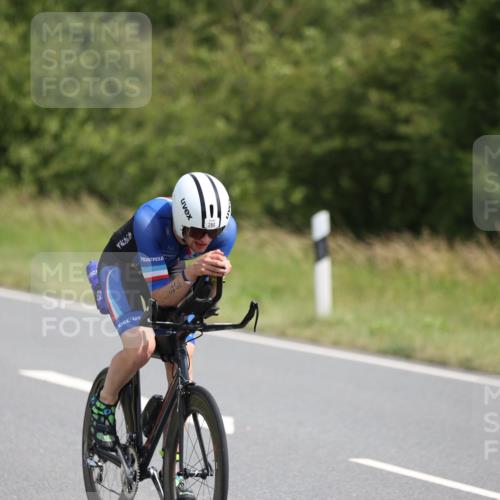 22.06.2025 - Viking Triathlon Yannick Fuchs http://msf.ph/oto/8120761 22.06.2025 11:47:29 Radfahren 15, 52, 272, 286, 344, 422, 659 meine-sportfotos.de
