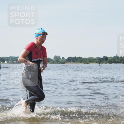 22.06.2025 - Viking Triathlon KatJ http://msf.ph/oto/8120768 22.06.2025 10:49:26 Schwimmen 64, 155, 256, 263, 317, 321 meine-sportfotos.de