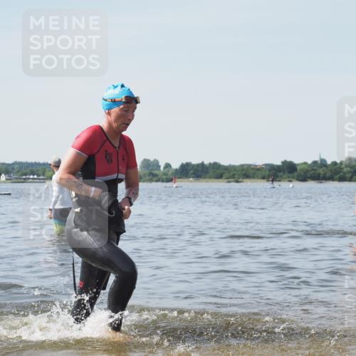 22.06.2025 - Viking Triathlon KatJ http://msf.ph/oto/8120774 22.06.2025 10:49:26 Schwimmen 64, 155, 256, 263, 317, 321 meine-sportfotos.de